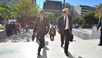 Πανικός στην κυβέρνηση: Το Μαξίμου κάνει μήνυση στον Πανούση