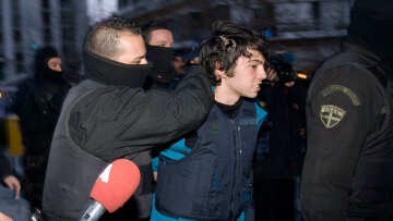 Απίστευτες απειλές Ρωμανού με βόμβες, ανατινάξεις, εμπρησμούς για έναν «μαύρο Δεκέμβρη»