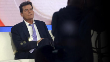 Τσάρλι Σιν: Παραδέχτηκε ότι είναι φορέας του HIV