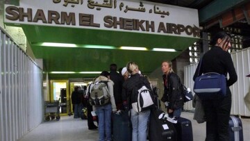 Αίγυπτος: Συνελήφθησαν δύο υπάλληλοι του αεροδρομίου για τη βόμβα στο ρωσικό αεροσκάφος 