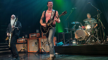 Eagles of Death Metal: Σκοτώθηκαν πολλοί μέσα στο καμαρίνι μας