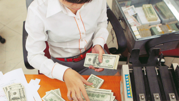 Σε «αυτοκαταγγελίες» καταθετών με χρήματα στο εξωτερικό ελπίζει το ΥΠΟΙΚ με τις νέες λίστες από τη Γερμανία