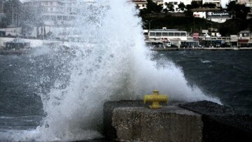 Δεμένα τα πλοία σε Ζάκυνθο, Κεφαλονιά και Κυλλήνη