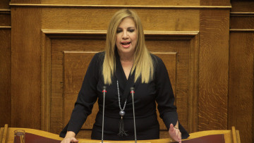 Γεννηματά: Για την κυβέρνηση τα «κοράκια» των αγορών έγιναν «αρνάκια»