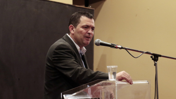 Μπουκώρος (ΝΔ) για την επίθεση σε Οικονόμου: Ελπίζουμε να μην τρέχει ο ΣΥΡΙΖΑ να βρει συνήγορο για τους δράστες