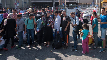 Απίστευτο, αλλά αληθινό: Η Δανία θα κατάσχει τα αντικείμενα αξίας των προσφύγων