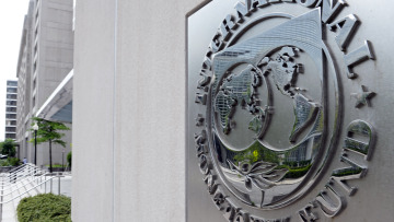 ΔΝΤ: Εμείς έπρεπε να επιμείνουμε για το χρέος και η Αθήνα για τις μεταρρυθμίσεις