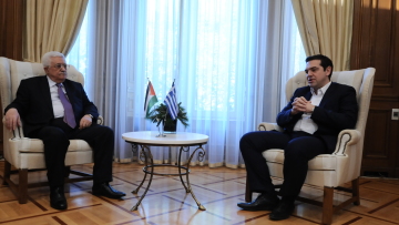 Τσίπρας σε Αμπάς: «Κλειδί» η επίλυση του Παλαιστινιακού