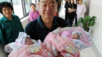 Δύο παιδιά και με το... νόμο στην Κίνα - Ψηφίστηκε η ιστορική διάταξη