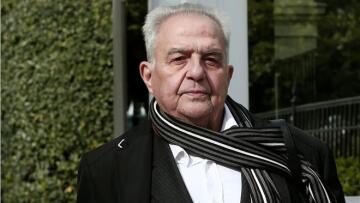 Φλαμπουράρης: Καμία μείωση στις κύριες συντάξεις