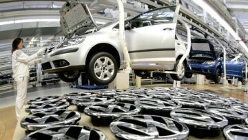 Γερμανία: Πτώση των πωλήσεων της Volkswagen για πρώτη φορά μετά από 11 χρόνια