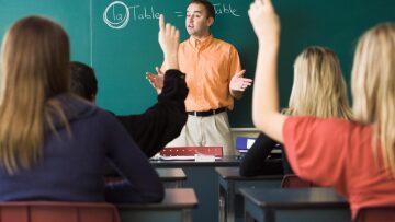 Δείτε τους πίνακες με τις νέες αποσπάσεις εκπαιδευτικών - Ποιους αφορά 