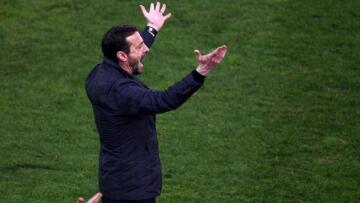 Μάντζιος: «Καταιγιστικός ο Ολυμπιακός»