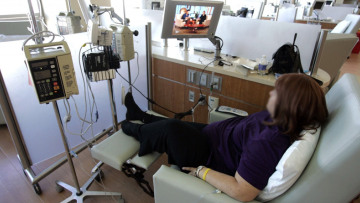 Ντροπή! Στα δημόσια νοσοκομεία δεν υπάρχουν φάρμακα για τους καρκινοπαθείς