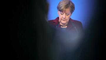 Η Μέρκελ ακύρωσε το ταξίδι στο Νταβός λόγω των επιθέσεων στην Κολωνία