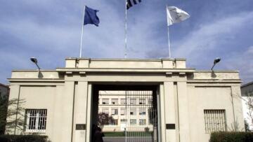 Μετά τις αποκαλύψεις Στουρνάρα, «βγαίνει» ότι ο Τσίπρας είχε στείλει την ΕΥΠ στο Νομισματοκοπείο
