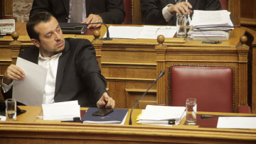 ΝΔ για ΕΣΡ: Αν δεν «ψαλιδιστούν» οι υπερεξουσίες του Νίκου Παππά δεν συναινούμε