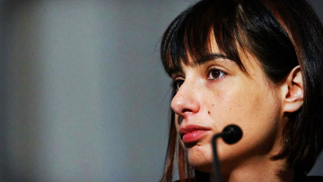 «Δεν είναι διορισμοί, είναι μετακλητοί»: Υπεραμύνεται των... διορισμών μετά μουσικής η Σβίγκου του ΣΥΡΙΖΑ