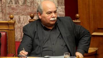 «Κατσάδα» Βούτση στους υπουργούς που απαξιώνουν τον κοινοβουλευτικό έλεγχο