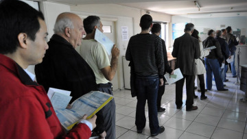 Στο 50% τουλάχιστον ο ανώτατος συντελεστής του φόρου εισοδήματος