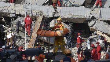 Ταϊβάν: Το κτίριο που κατέρρευσε στο σεισμό ήταν κατασκευασμένο από κονσερβοκούτια!