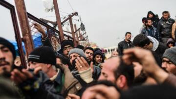 Ακόμα 600.000 πρόσφυγες αναμένεται να φτάσουν στα σύνορα της Τουρκίας