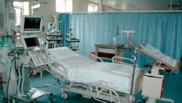 Προσλαμβάνουν άρον άρον νοσηλευτές για να ανοίξουν οι ΜΕΘ