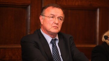 Οι δικηγόροι στριμώχνουν τον Κατρούγκαλο για το ασφαλιστικό 