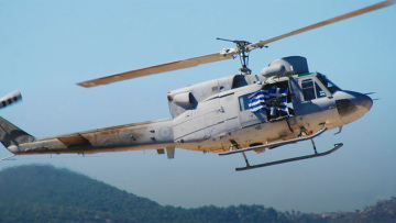 Τραγωδία με ελικόπτερο του Πολεμικού Ναυτικού: Ακόμη δεν έχει εντοπιστεί ο πιλότος