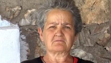 Η άγνωστη ιστορία της γυναίκας που βρήκε τα συντρίμμια του ελικοπτέρου στην Κίναρο