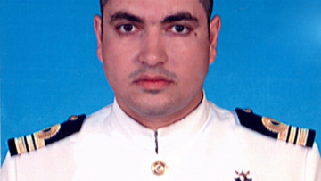 Συγκλονίζει ο πατέρας του συγκυβερνήτη του ελικοπτέρου: «Το παιδί μου είναι τώρα αδερφός και γιος όλων των Ελλήνων»