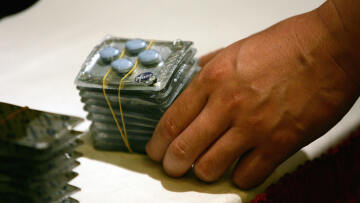 ΗΠΑ: Viagra μόνο στους παντρεμένους και με την έγκριση της συζύγου στο Κεντάκι