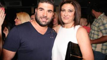 Αθηνά Παντελίδη: Ο ενθουσιασμός της για την πρεμιέρα του γιου της και οι παιδικές φωτογραφίες