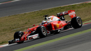 F1, Βαρκελώνη, 1η μέρα δοκιμών: Ταχύτερος ο Φέτελ!