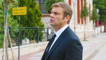 Απόστολος Γκλέτσος: Αστειευόταν όταν δήλωσε ότι έχει πάει με άντρα;