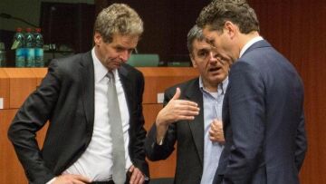 Αξιωματούχος της ευρωζώνης: Σύντομο το Eurogroup της Δευτέρας - Στο «άμεσο μέλλον» η επιστροφή της Τρόικας