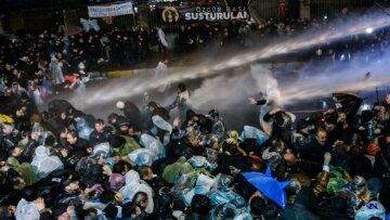 Τουρκία: Μετά το χαμό, η Zaman τάσσεται πλέον υπέρ του Ερντογάν