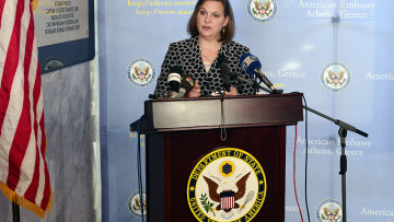 Νούλαντ: Η Αθήνα ζήτησε από τις ΗΠΑ ανθρωπιστική βοήθεια