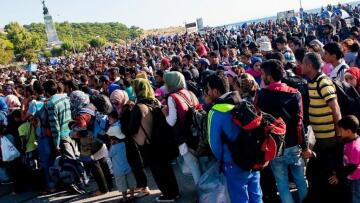 Περισσότεροι από 1700 πρόσφυγες έφτασαν στα νησιά το τελευταίο 24ωρο 