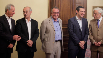 Βούτσης, Κουρουμπλής, Φωτίου, Δούρου, Φίλης, όλος ο ΣΥΡΙΖΑ στηρίζει Μουζάλα