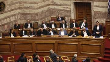 Τα social media πήγαν Βουλή: 13 παρεμβάσεις = 1 σκίτσο