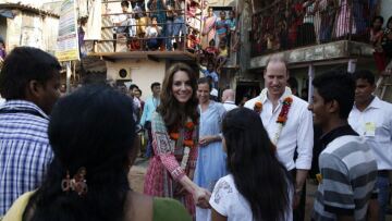 Περιοδεία του πρίγκιπα Ουίλιαμ και της Κέιτ στις φαβέλες της Ινδίας