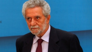 Δρίτσας: Δεν με αγγίζουν όσοι ζητούν την παραίτησή μου