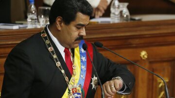 Ο Μαδούρο τώρα αλλάζει και την ώρα στην Βενεζουέλα