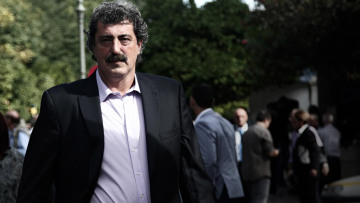 Ο Πολάκης έβαλε το χέρι του και στους διορισμούς νοσηλευτών