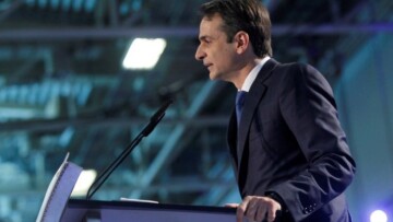 Κυριάκος: Κύριε Τσίπρα παραιτηθείτε τώρα!