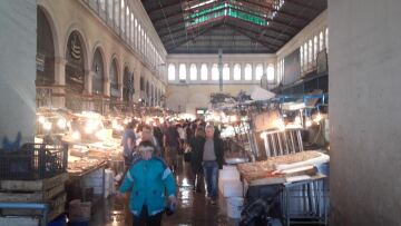 Άδεια η Βαρβάκειος, αρνητικό ρεκόρ πωλήσεων στα μαγαζιά της Ερμού