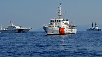 Τι τρέχει στις Οινούσσες με τους Τούρκους