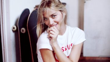 Σοφία Μιλόσεβιτς: Η πιο... καυτή WAG της Ιταλίας!