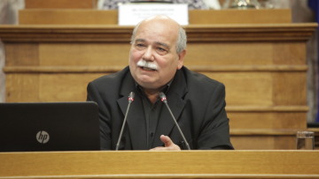 Βούτσης: Έρχονται 10 νομοσχέδια που έως τώρα δεν άφηνε η Τρόικα να περάσουν